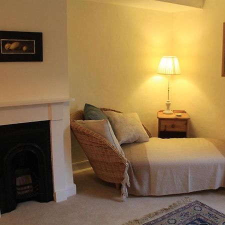Church Farmhouse B & B Kennett Bagian luar foto