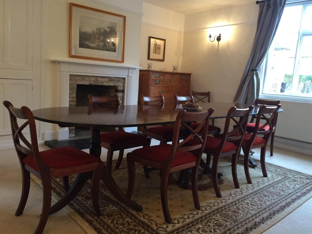 Church Farmhouse B & B Kennett Bagian luar foto