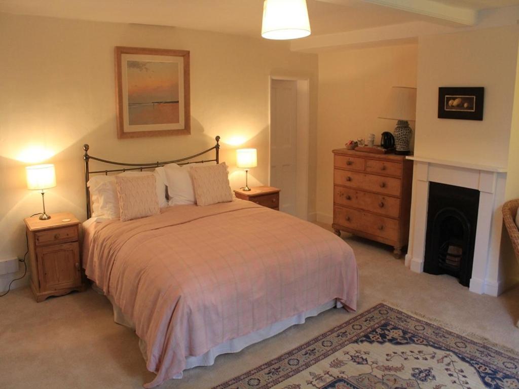 Church Farmhouse B & B Kennett Ruang foto