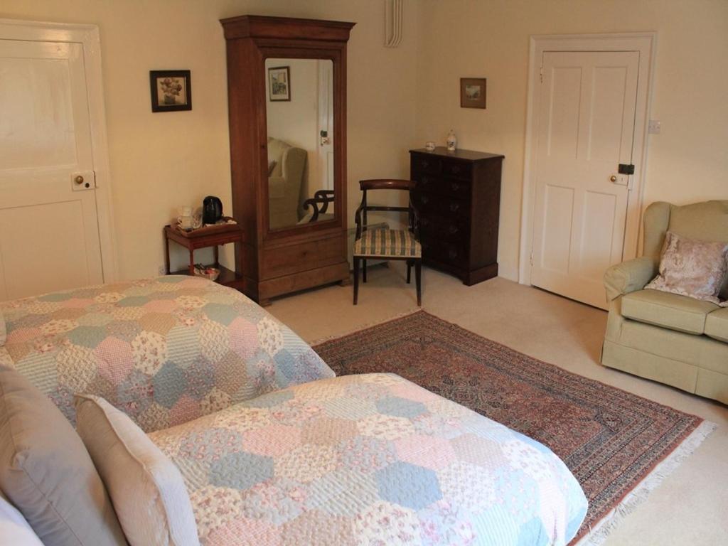 Church Farmhouse B & B Kennett Ruang foto